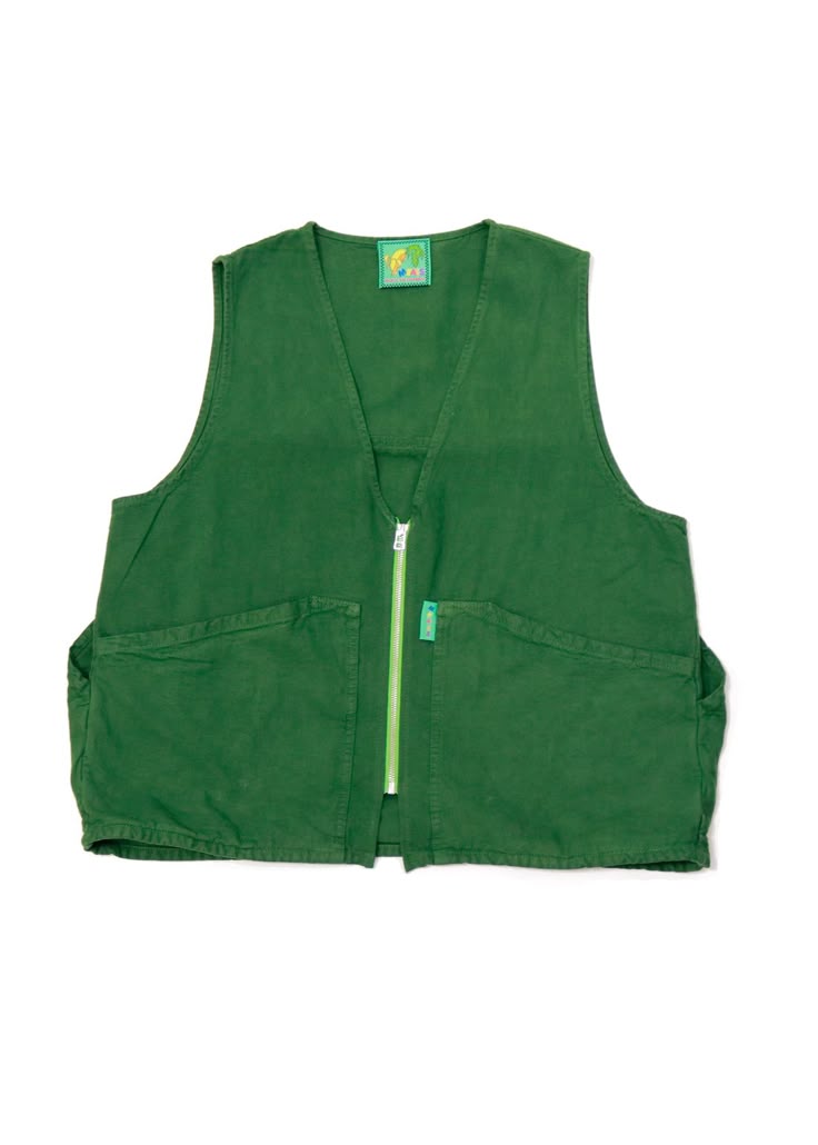 Green utility vest with zipper